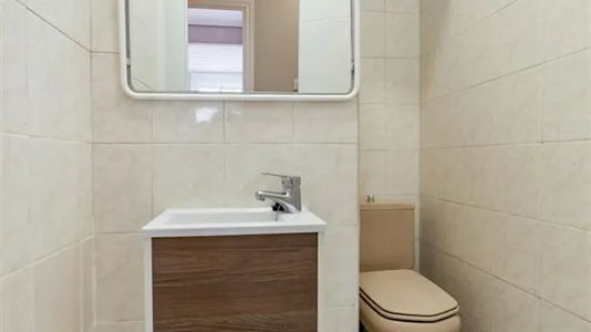 Rooms in Valencia Extramurs - photo 10