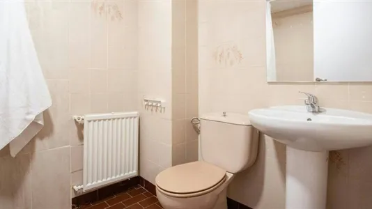 Rooms in Madrid Hortaleza - photo 6