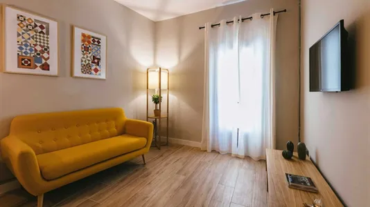 Apartments in Barcelona Ciutat Vella - photo 7