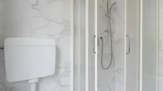 Rooms in Milano Zona 2 - Stazione Centrale, Gorla, Turro, Greco, Crescenzago - photo 10