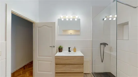 Rooms in Madrid Chamberí - photo 8