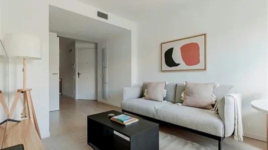 Apartments in Barcelona Les Corts - photo 2