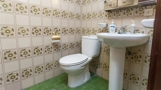 Rooms in Málaga - photo 9