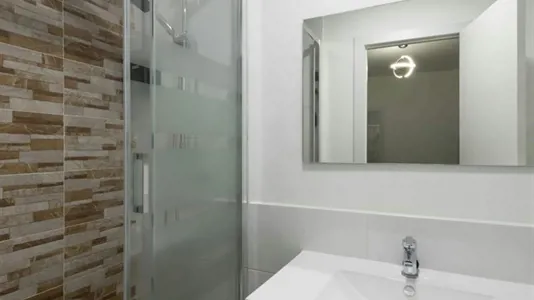 Apartments in Madrid Centro - photo 2