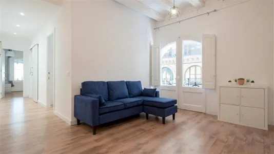 Rooms in Barcelona Ciutat Vella - photo 7