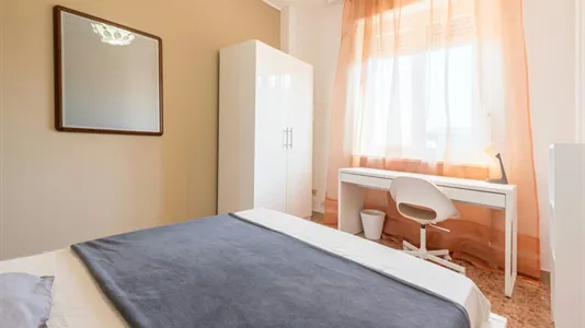 Rooms in Milano Zona 2 - Stazione Centrale, Gorla, Turro, Greco, Crescenzago - photo 4