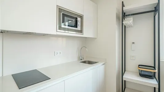 Rooms in Málaga - photo 6