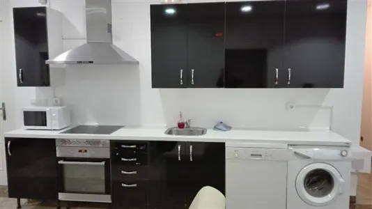 Rooms in Madrid Chamberí - photo 9