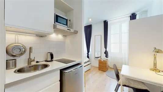 Rooms in Fontainebleau - photo 7