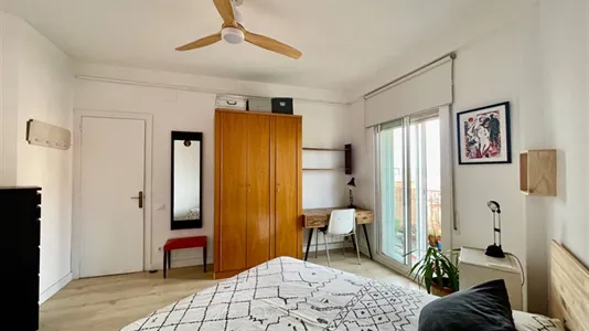 Apartments in Barcelona Eixample - photo 5