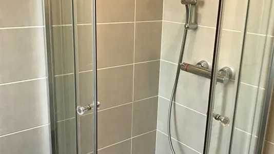 Rooms in Lyon - photo 8