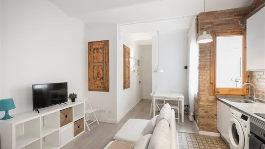 Apartments in Barcelona Sants-Montjuïc - photo 8