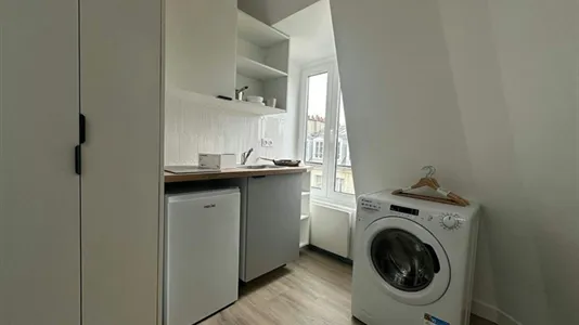 Apartments in Paris 8ème arrondissement - photo 3