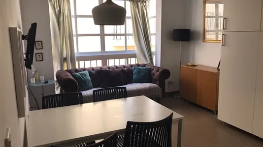 Rooms in Málaga - photo 4