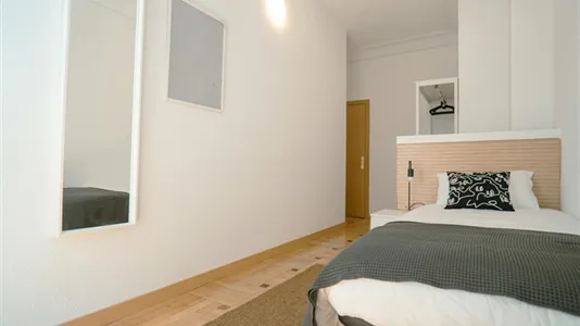 Rooms in Madrid Chamberí - photo 4