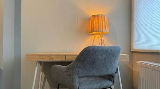 Rooms in Brussels Sint-Jans-Molenbeek - photo 2