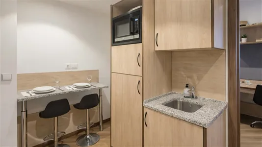 Rooms in Madrid Moncloa-Aravaca - photo 5