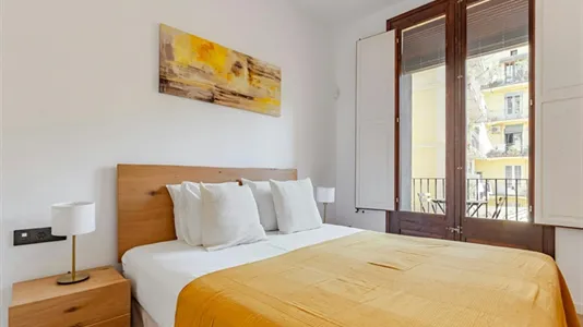 Apartments in Barcelona Ciutat Vella - photo 8