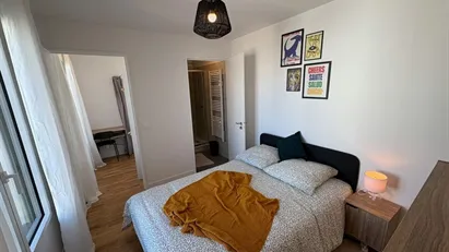 Room for rent in Nanterre, Île-de-France