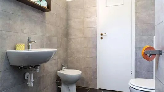 Rooms in Corsico - photo 9