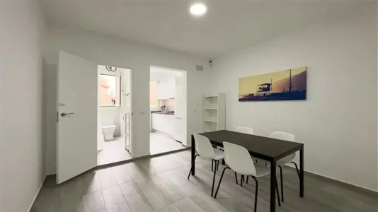 Rooms in Barcelona Sants-Montjuïc - photo 8