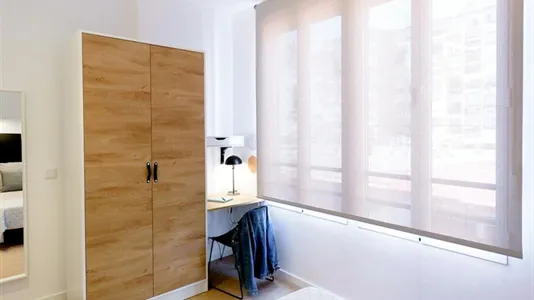 Rooms in Valencia L'Eixample - photo 5