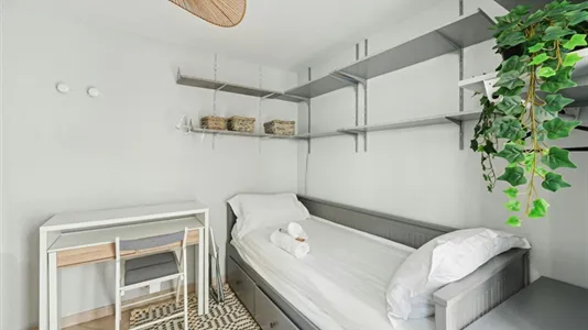 Apartments in Paris 11ème arrondissement - Bastille - photo 8