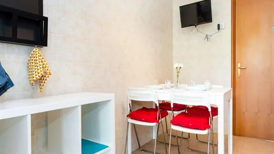 Rooms in Milano Zona 5 - Vigentino, Chiaravalle, Gratosoglio - photo 8