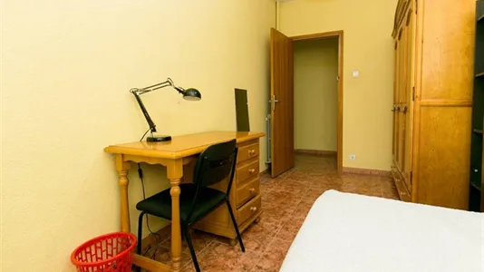 Rooms in Granada - photo 4