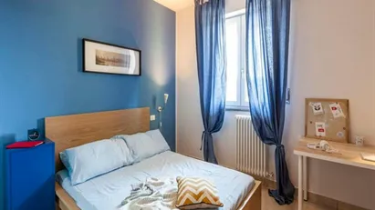 Room for rent in Milano Zona 9 - Porta Garibaldi, Niguarda, Milan