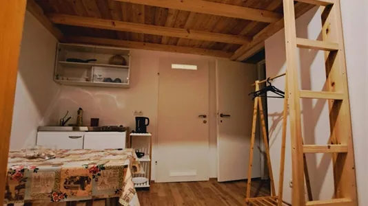 Rooms in Vienna Favoriten - photo 8