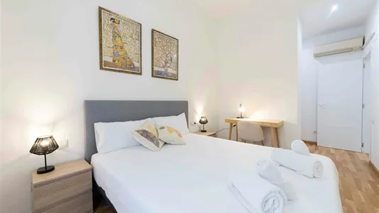 Apartments in Valencia Ciutat Vella - photo 10