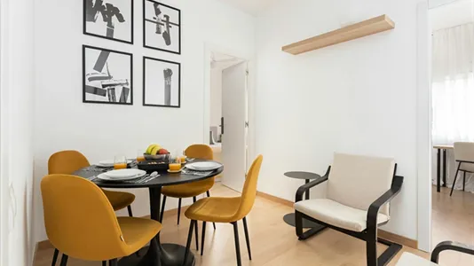 Rooms in Barcelona Eixample - photo 9