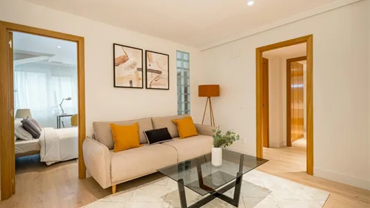 Rooms in Madrid Chamartín - photo 6