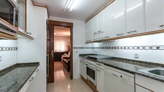 Rooms in Cornellà de Llobregat - photo 7