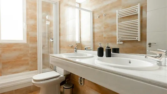 Rooms in Madrid Chamberí - photo 7