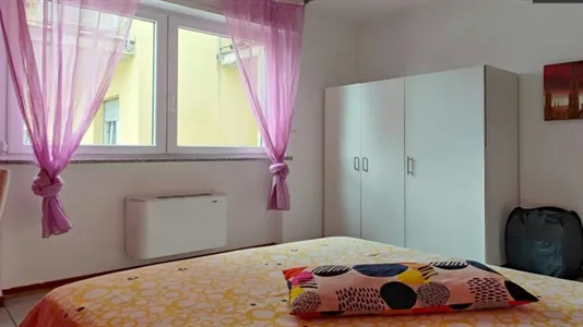 Rooms in Milano Zona 8 - Fiera, Gallaratese, Quarto Oggiaro - photo 4