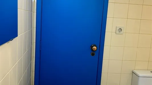 Rooms in Aveiro - photo 4