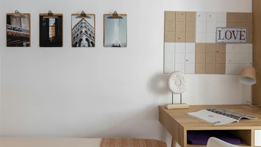 Rooms in Barcelona Eixample - photo 4