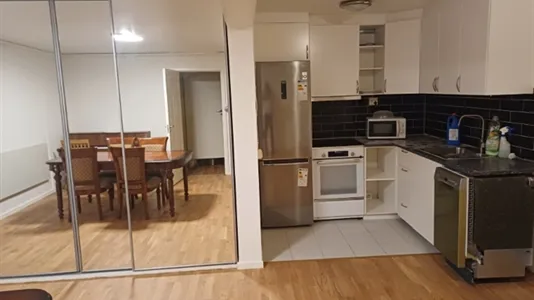 Houses in Upplands Väsby - photo 1