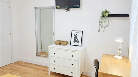 Rooms in Zaragoza - photo 6