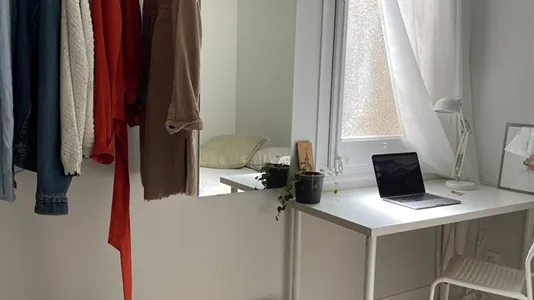 Rooms in Barcelona Eixample - photo 8