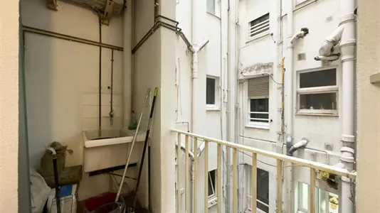 Rooms in Barcelona Eixample - photo 9