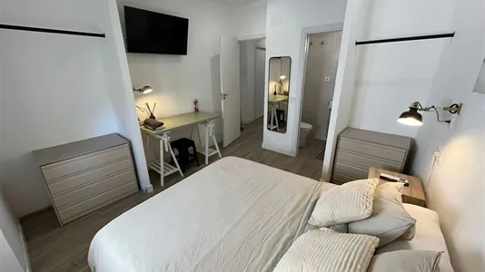 Rooms in Madrid Centro - photo 5