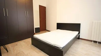 Room for rent in Milano Zona 4 - Vittoria, Forlanini, Milan