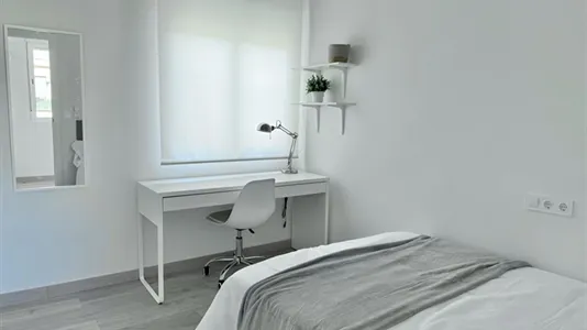 Rooms in Murcia - photo 2