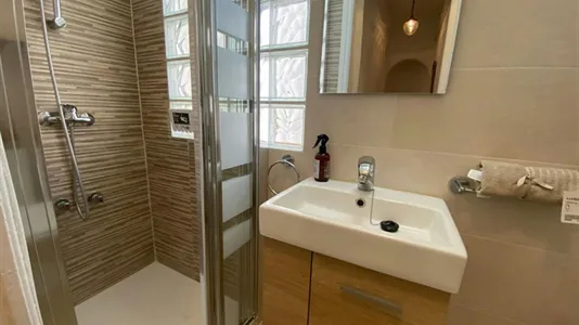 Rooms in Madrid Retiro - photo 8