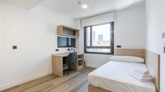 Rooms in Madrid Moncloa-Aravaca - photo 6