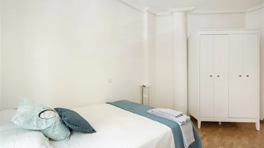 Rooms in Madrid Chamberí - photo 4
