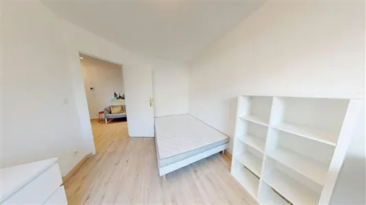 Rooms in Lyon - photo 2
